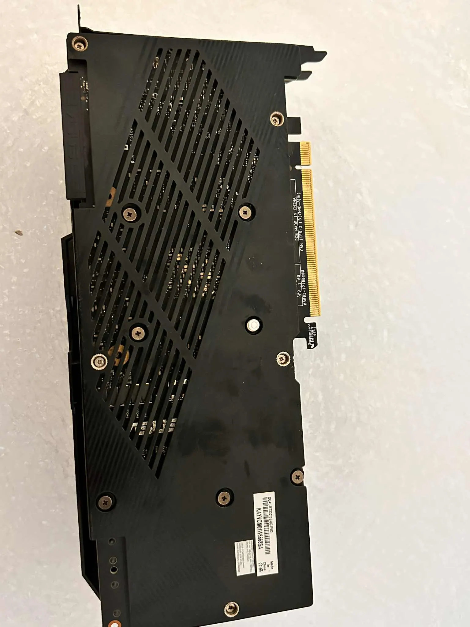 ASUS Dual GeForce RTX™ 2070 EVO V2 ( Utilisée )