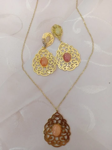 طاقم من المعدن المقاوم للصدأ مضمون 10 سنوات parure en acier inoxydable garantie 10 ans