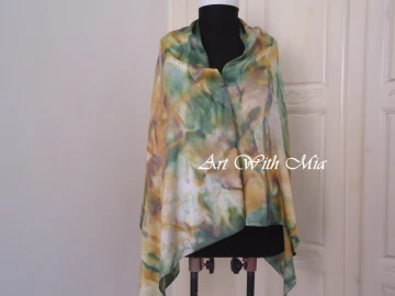 Très belle écharpe en soie peinte à la main