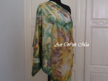 Très belle écharpe en soie peinte à la main