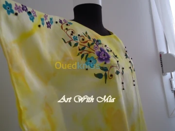 Belle Tunique Peinte à la Main