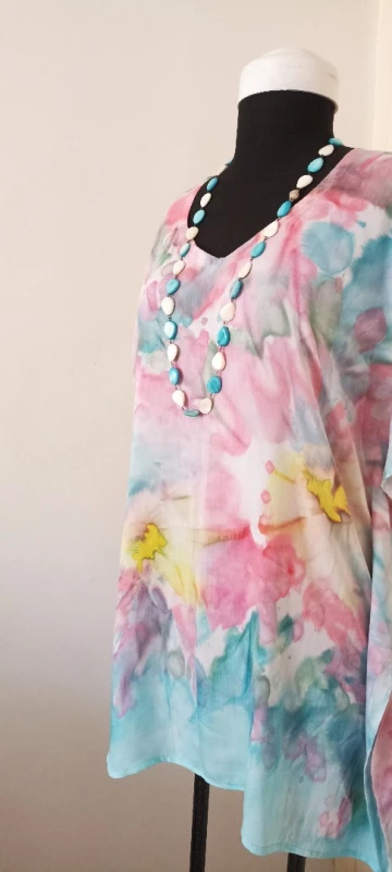 Tuniques tissu peint à la main