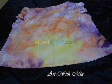 Haut En Soie Peint À La Main