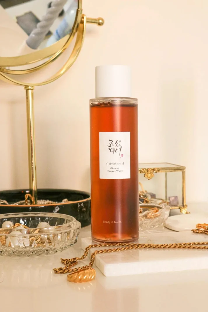 Ginseng Essence Water : 80% Ginseng + Niacinamide (Tonique) 150ML