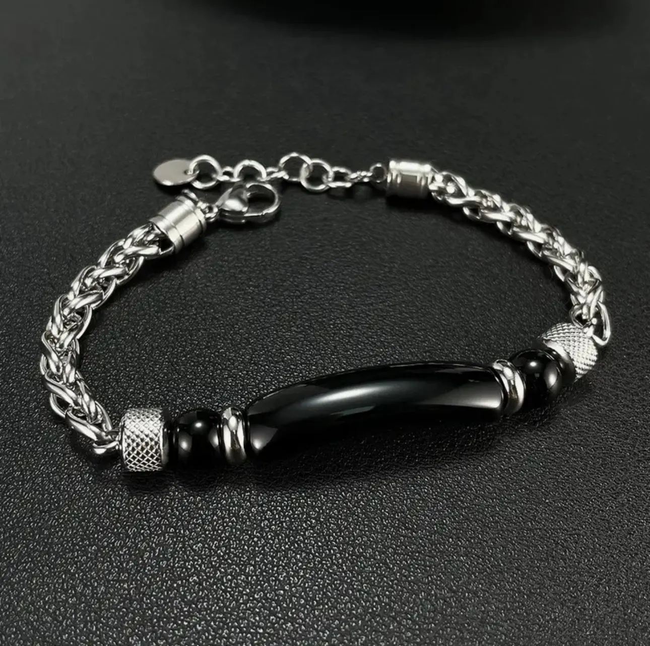 Bracelet Homme "Force Discrète" en Acier et Onyx Noir