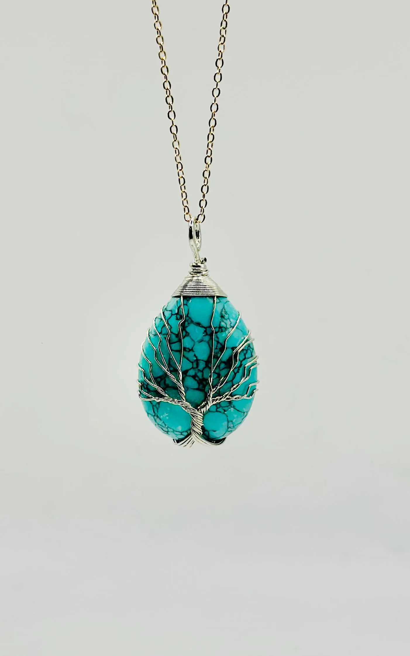 Collier “Arbre d’Azur” en Turquoise