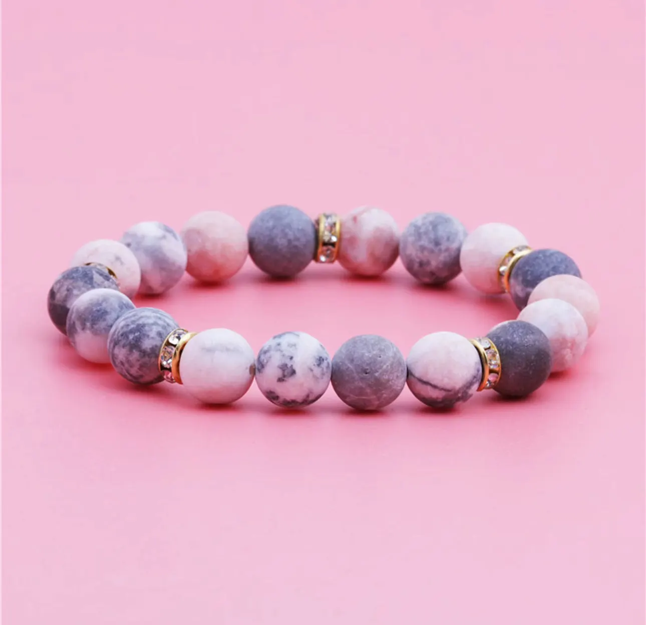 Bracelet en Marbre Rose et Gris – Élégance et Sérénité