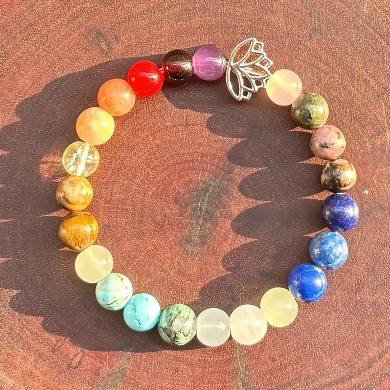 Bracelet des 7 Chakras avec Charme Feuille en Argent 🌿