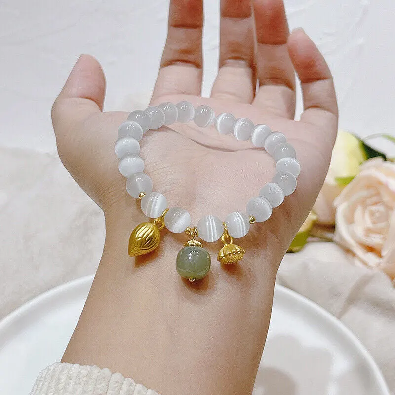 Bracelet en Œil de Chat Blanc et Jade – Lumière et Sérénité