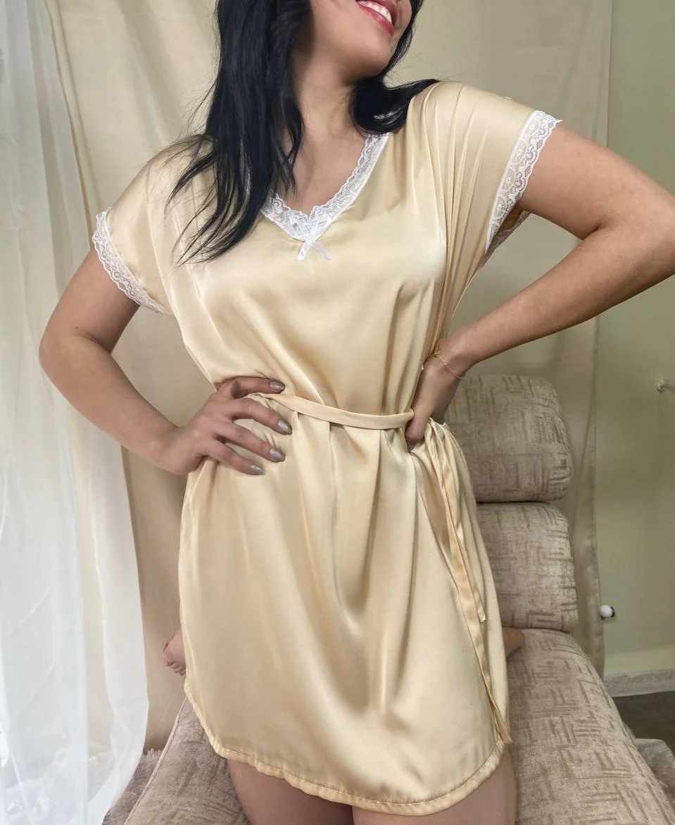 Robe Nuisette en Soie Fluide et Légère