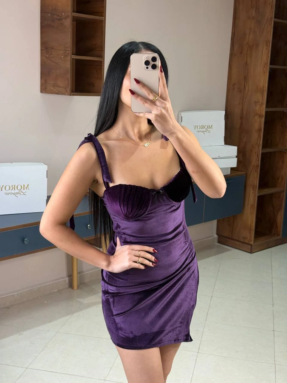 Nuisette Nina Velvet - Velours Soyeux & Raffinement