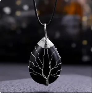 Collier “Arbre d’Ombre” en Obsidienne Noire