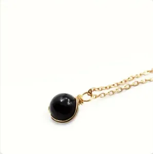 Collier Pendentif Onyx Noir – Force et Protection